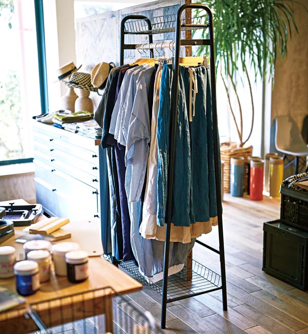 楽天市場】ハンガーラック スチールフレーム ショップ風デザイン