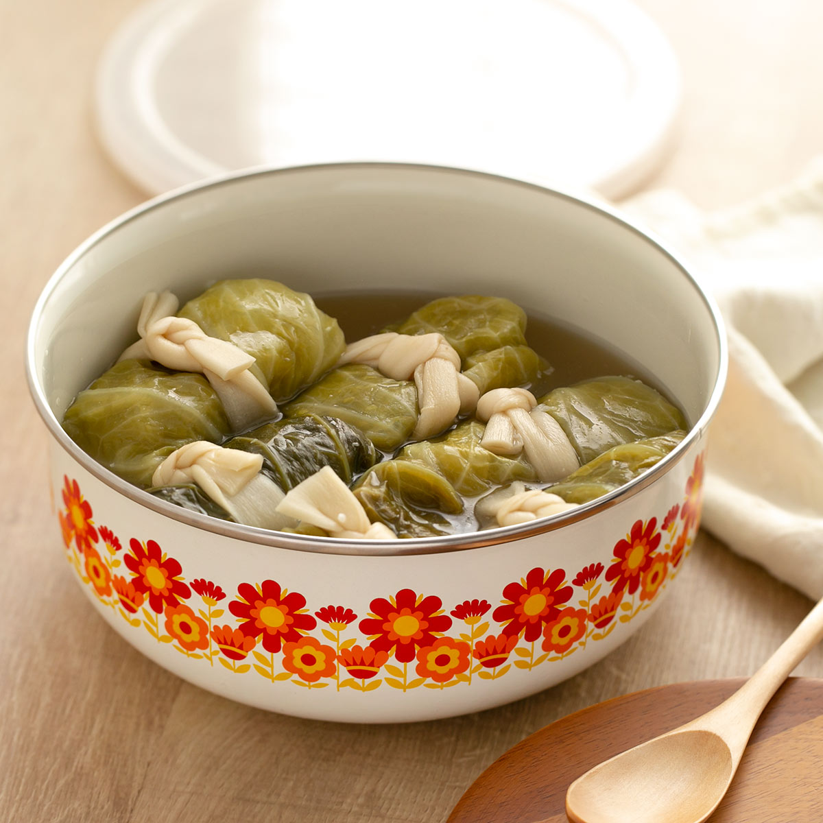 楽天市場】保存容器 1.8L メモリーズ 18cm 丸型容器 サンフラワー