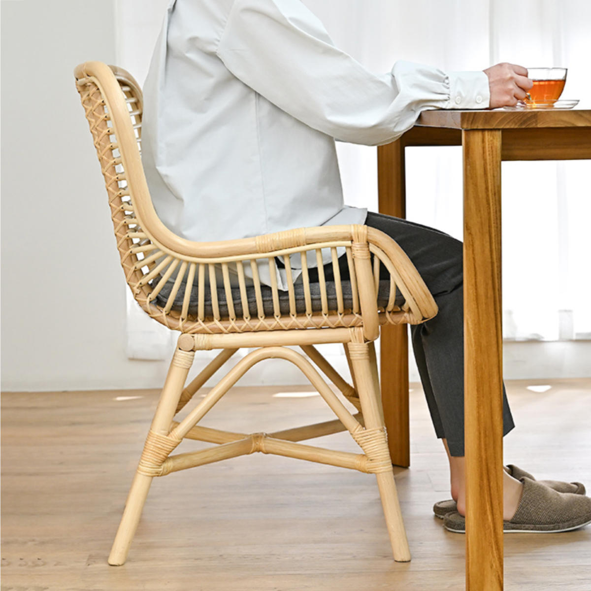 楽天市場】ダイニングチェア ラタン 座面高45cm クッション付 Breeze