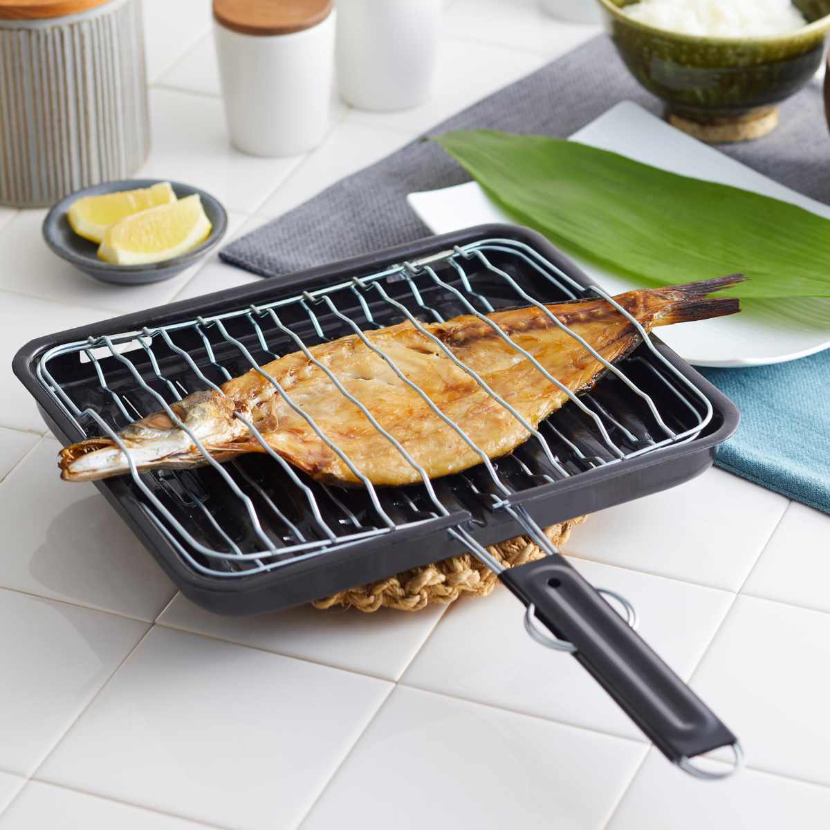 楽天市場】魚焼き網 ガス火専用 セラグリル ホーロー加工 合わせ網 M