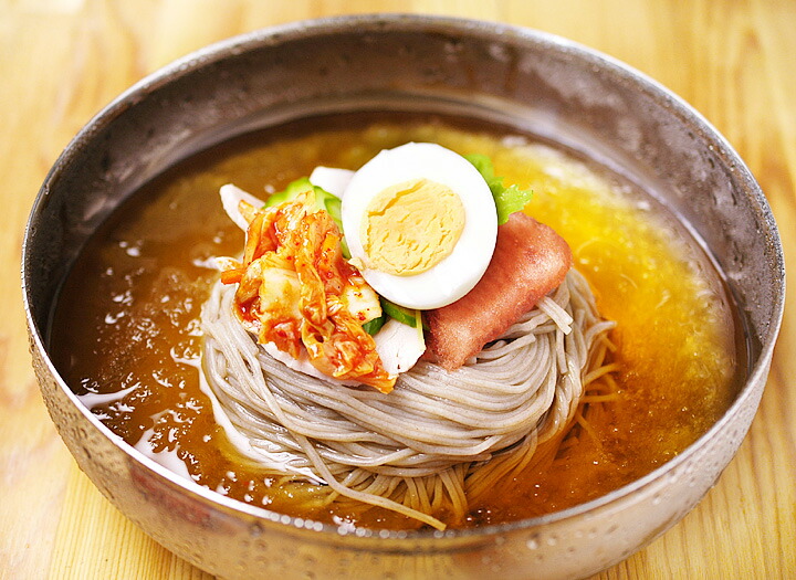 楽天市場】1層式 冷麺器（ステンレス製・直径約19.5cm）常温便・冷蔵便