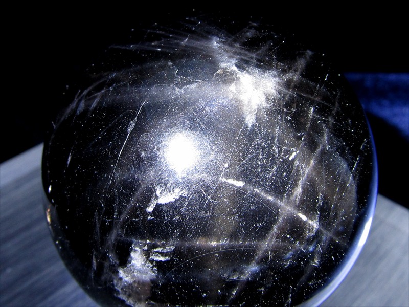 楽天市場】○ 漆黒の丸玉【スターモリオン 黒水晶 丸玉 台座付き】重さ