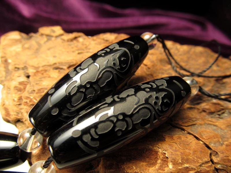 雷神彫刻 オニキス天珠形 サイズ：約40mm前後 1個売り 神道における雷