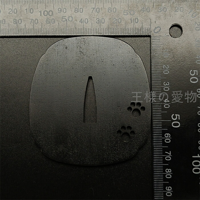 楽天市場】刀鍔 猫爪の図 鉄製 金工品 細工 職人作 日本刀装具 刀剣