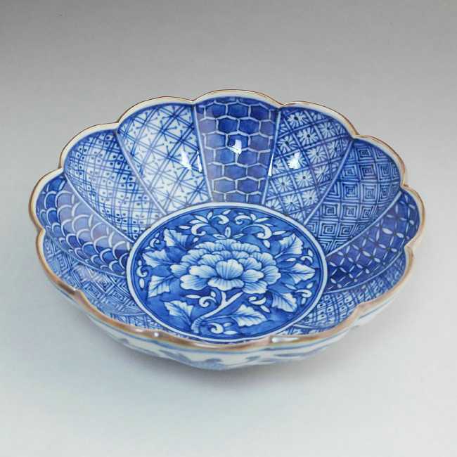 染付菊割祥瑞中鉢 昭阿弥 - 京焼清水焼 松韻堂