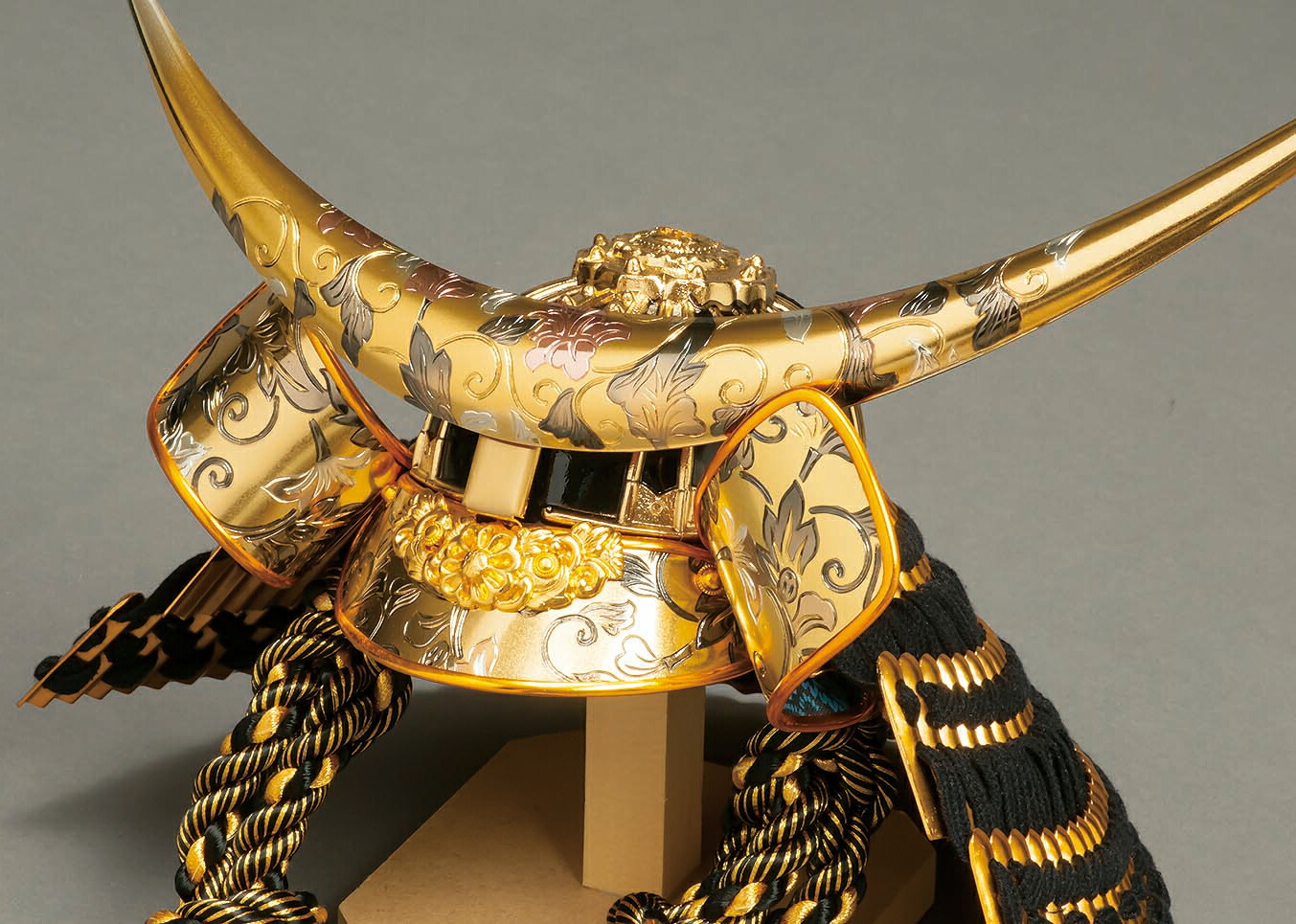 五月人形 コンパクト収納兜飾りセット【P93117】手すき和紙を使用した