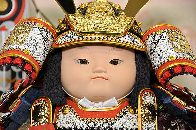 五月人形 子供大将平台飾り【P93304】幸一光作 脇に鯉のぼりを飾った