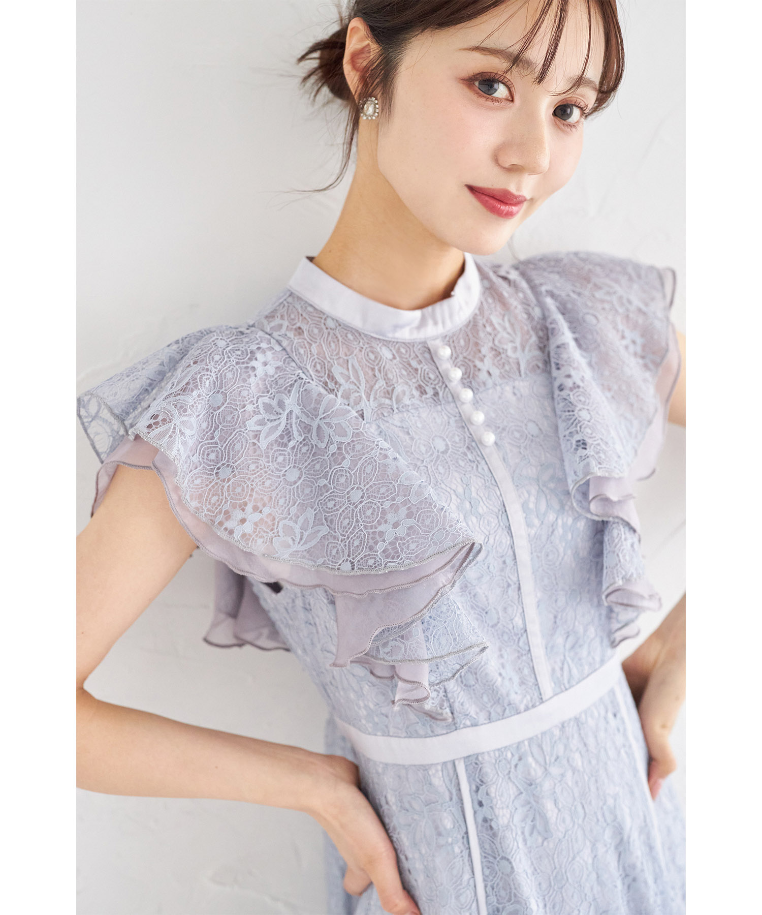 ウエストリボン付きパール装飾ラッフルフリルフラワーレースワンピース