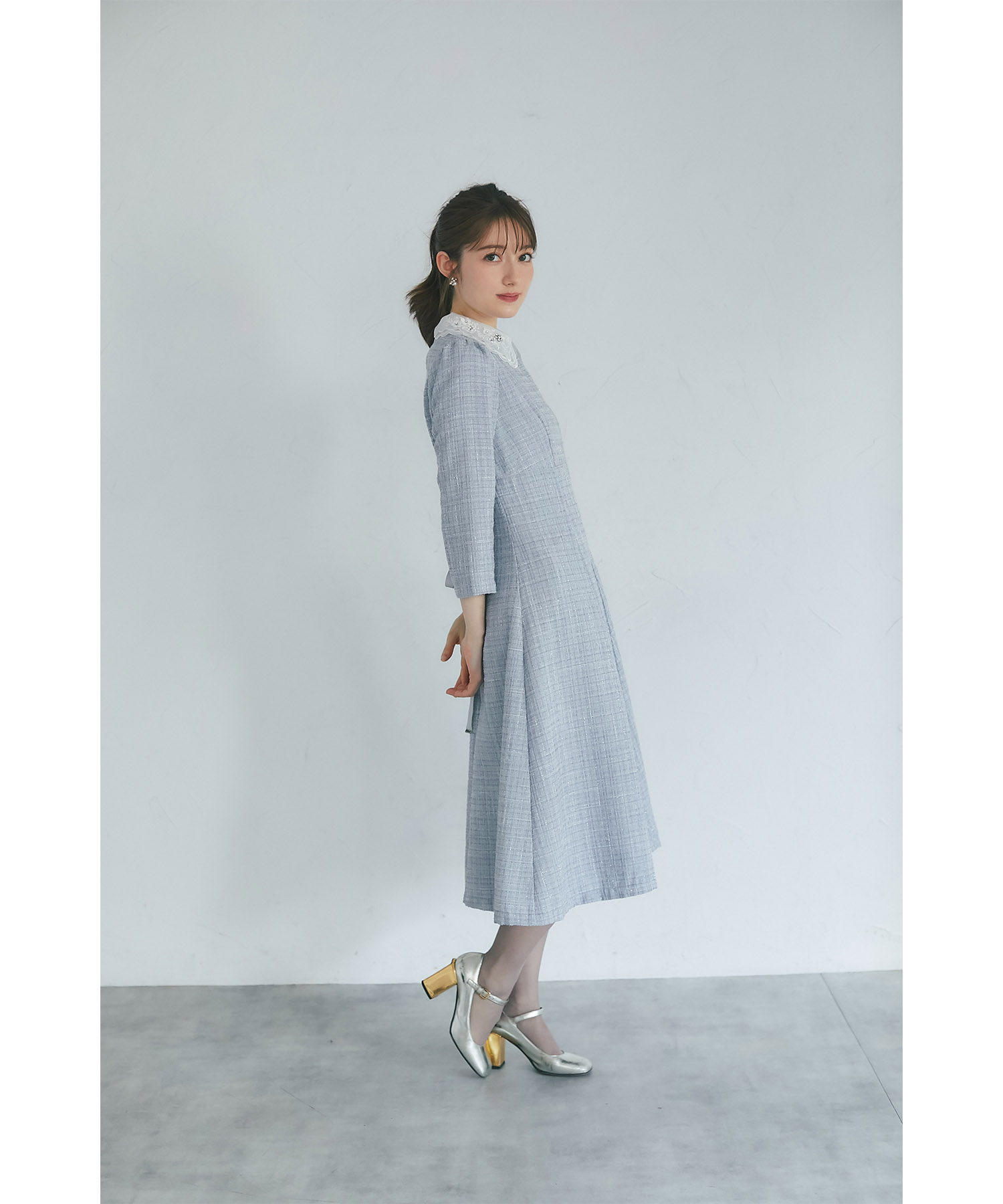 ビジュー×立体モチーフ付きオーガンジーフラワーレース襟ツイード