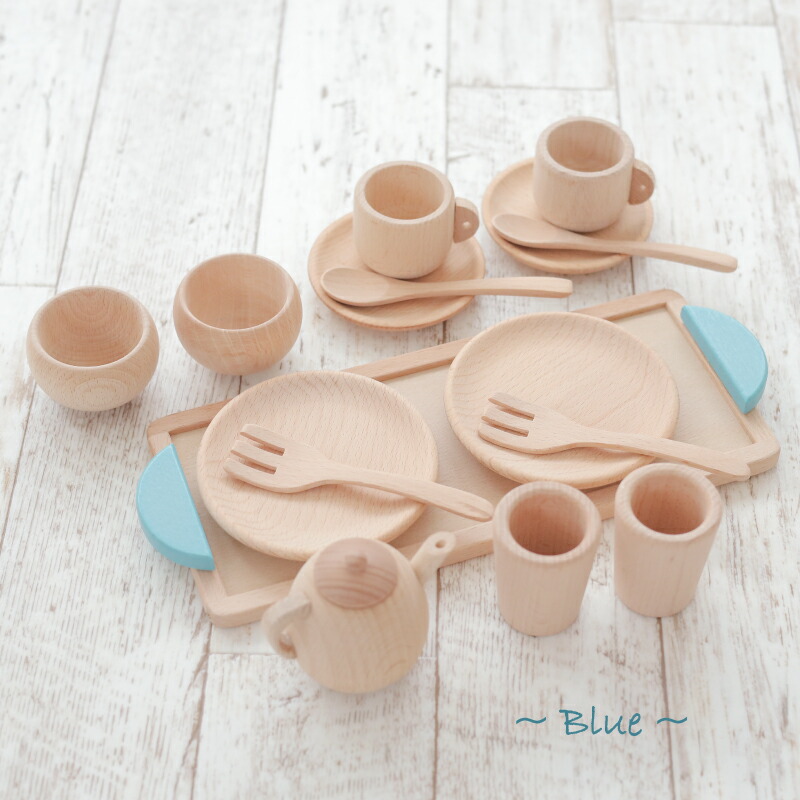 presentいちご付き》カラーが選べるミニ食器セット 《専用BOX*包装不可