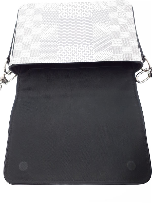 LOUIS VUITTON】ルイヴィトン『ダミエ グラフィット3D ステュディオ