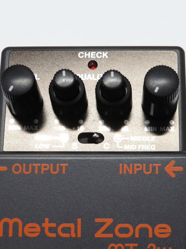 BOSS】ボス『メタルゾーン 技クラフト』MT-2w コンパクトエフェクター