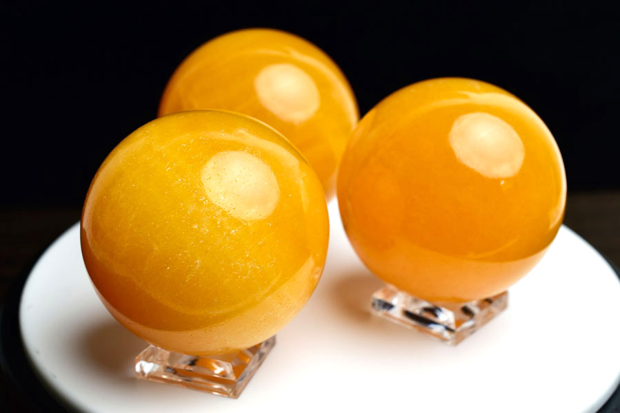 楽天市場】オレンジカルサイト 丸玉 スフィア 置物 【径：約50mm前後