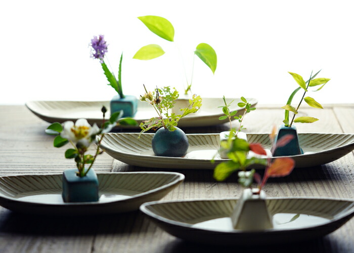 益子焼の花留め ～花あそび～ 【台形/シャビーターコイズ】一輪挿し