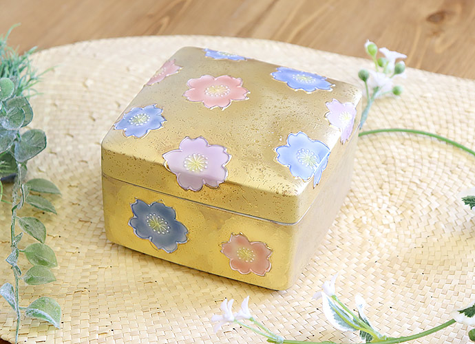 楽天市場】有田焼 文山窯 桜紋 おしゃれ ケース ゴールド 10.5cm 日本