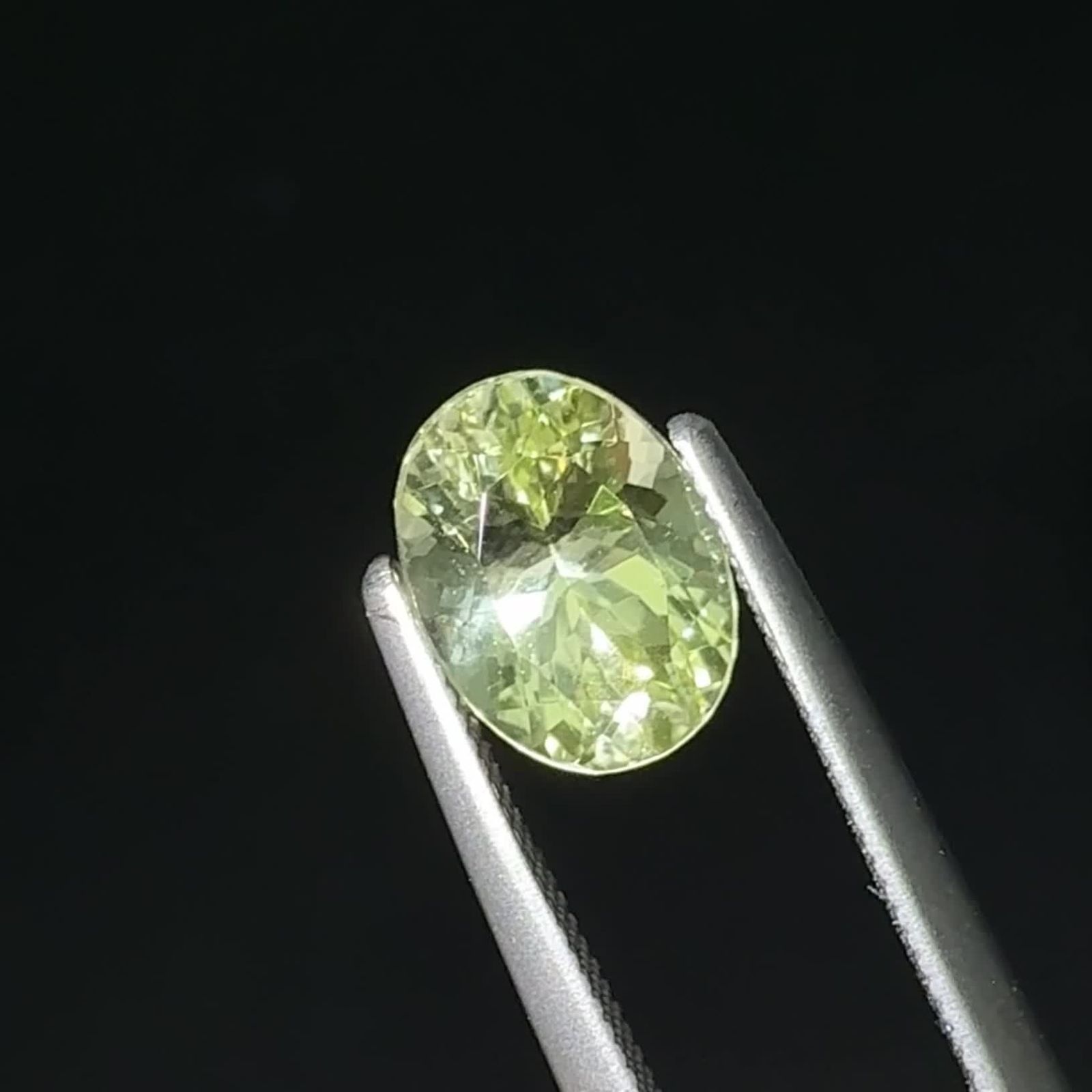 クリソベリル(宝石名イエロー・クリソベリル)スリランカ/マダガスカル