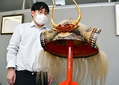 武田信玄の兜」、再び実物展示 「歴史のロマン感じて」 諏訪湖博物館