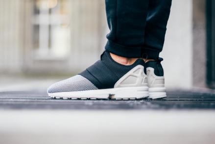 アディダス オリジナルス ZX フラックス スリッポン ホワイト/コア