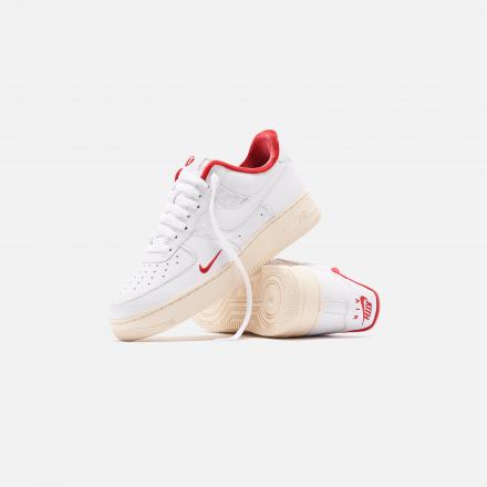 国内7月4日発売予定】キス × ナイキ エアフォース 1 ロー ホワイト