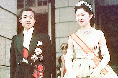 上皇上皇后両陛下 | 写真素材・ストックフォトのアフロ