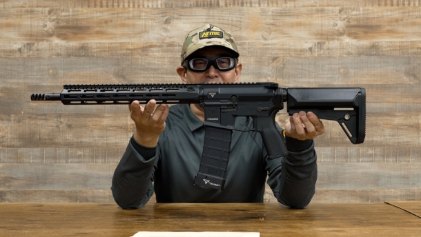 実射動画】『ジョン・ウィック』シリーズで登場したカスタムライフルが