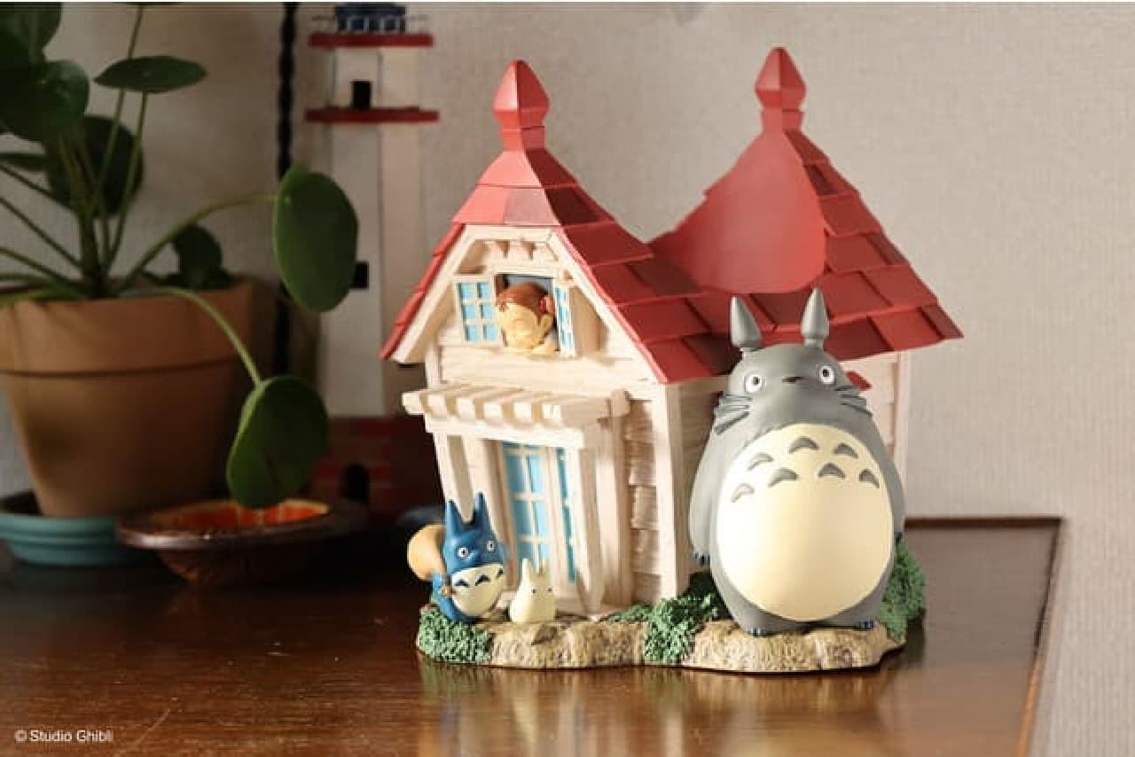 ジブリがいっぱい どんぐり共和国「ジオラマボックス」トトロ・黒猫の