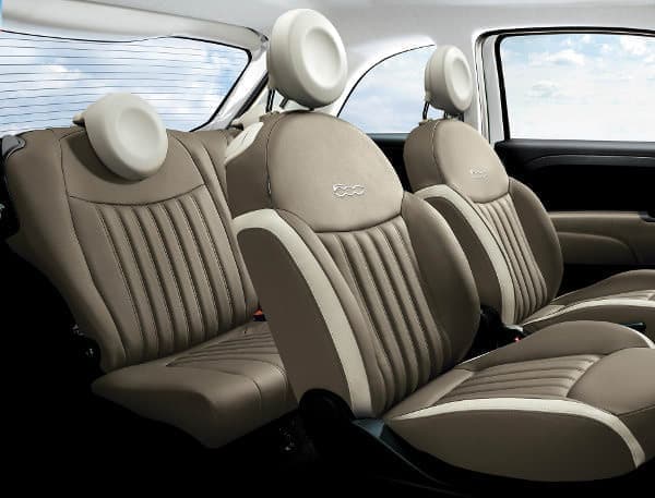 干支にちなんだ「子羊」カラーのチンクエチェント「FIAT 500 Pecorella