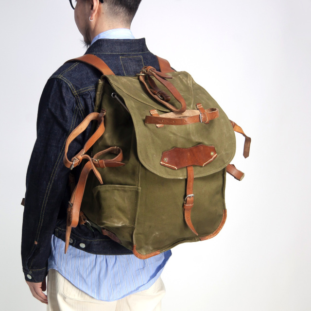 ルーマニア軍 デッドストック マウンテンバックパック 実物 リュック