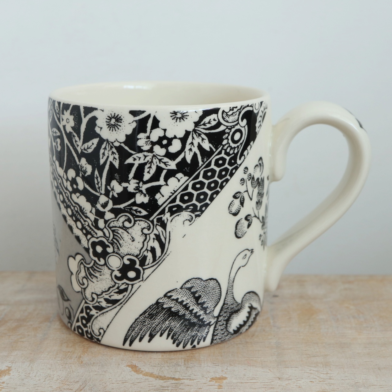 バーレイ Burleigh エングレイバーズ ブラック マグカップ