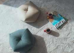 斬新なデザインが魅力 カサマンス おじゃみ座布団 | - 高岡屋