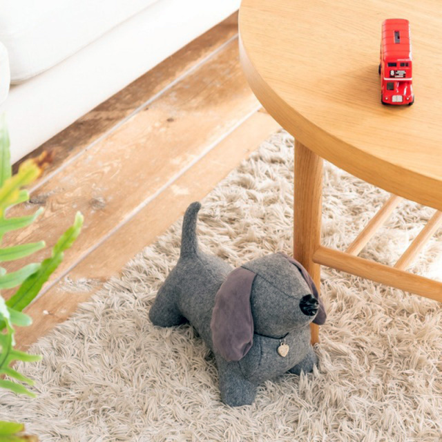 ドアストッパー ダックスフンド 英国 モニカリチャードロンドン 玄関 室内