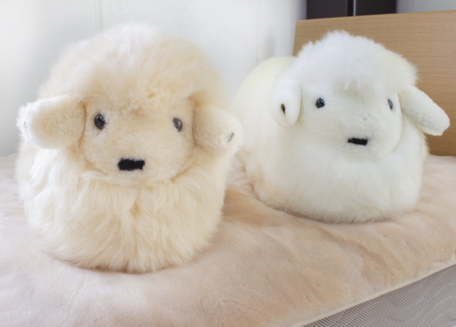 ムートン 抱き枕 羊型 【快眠 クッション 気持ちいい 快眠グッズ だき