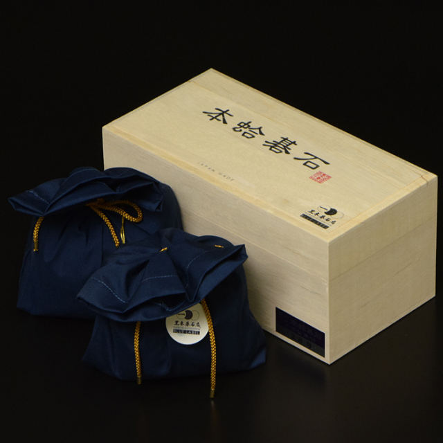 黒木碁石店 本蛤碁石 ブルーラベル 40号 | 前川榧碁盤店