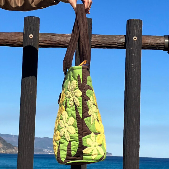 ハワイアンキルト トートバッグ ジンジャー シダ ファスナー付き