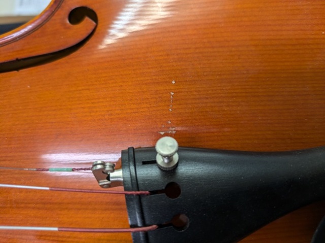 在庫処分】鈴木バイオリン 330 4/4 バイオリン ケース（18F）付き