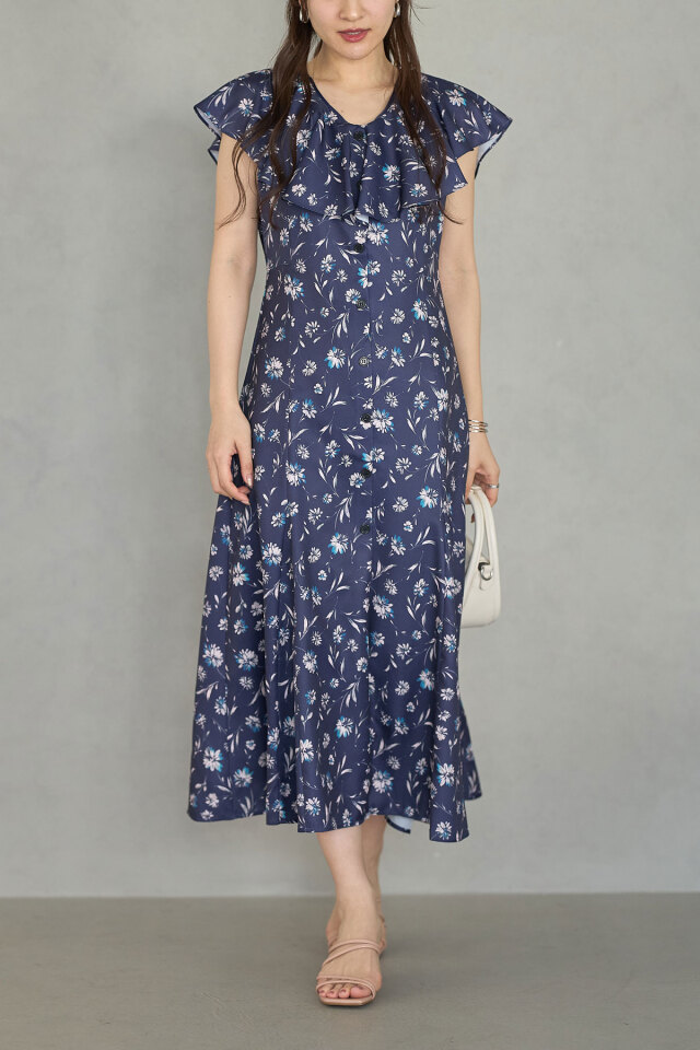 美香さんコラボ】フラワーフリルカラーワンピース