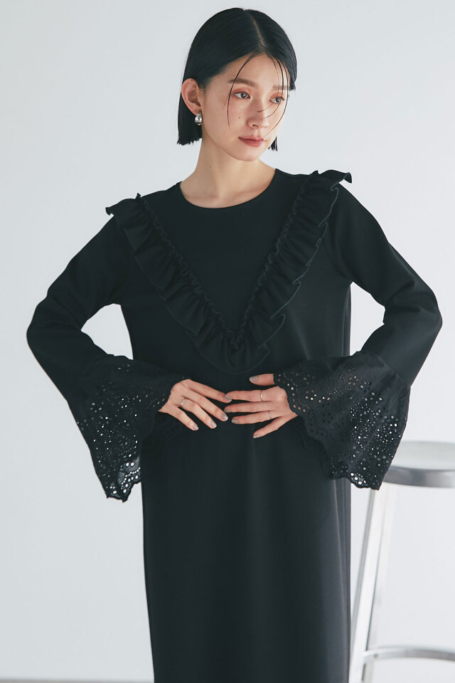 袖口レースボンディングワンピース