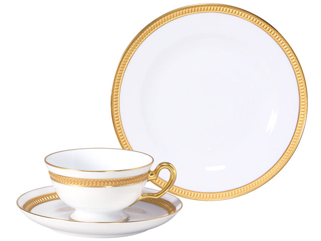 クラウン（エンボス） 20cmデザート皿