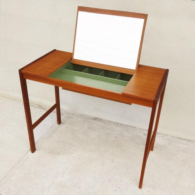 北欧ヴィンテージ木製ドレッサーデスク｜アンバーデザイン