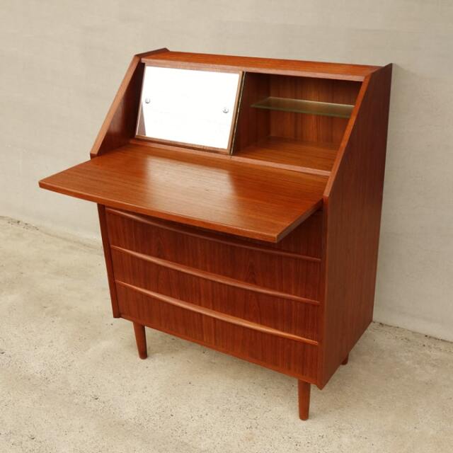 鏡付きのヴィンテージ木製ライティングビューロー｜北欧家具アンバー