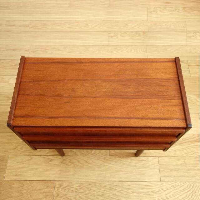 北欧ヴィンテージ3段チェスト｜北欧家具通販・アンバーデザイン