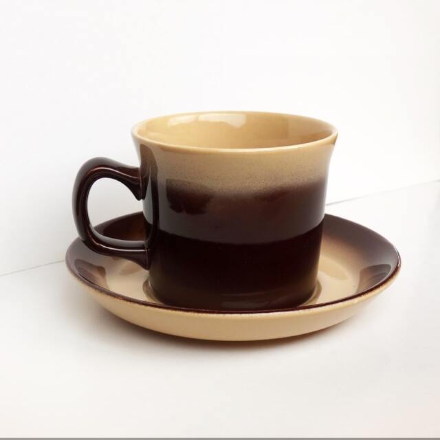 ウェッジウッドWEDGEWOODヴィンテージ陶器カップ＆ソーサー｜アンバー