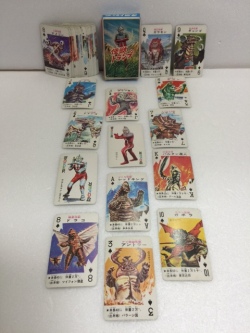希少☆怪獣トランプ ウルトラマン ウルトラセブン 怪獣多数 紙製 7