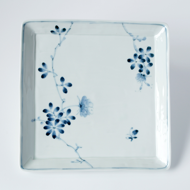 波佐見焼 陶房青 窯元 プレート皿タイプの野ばら角大皿【陶房青 AO SHOP】