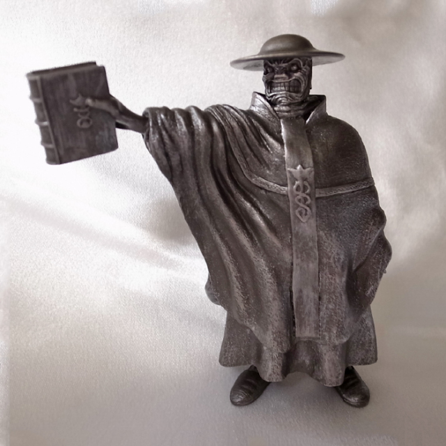 ベルセルク 9月キャンペーン 「戦魔」ゾッド 1/10スケール騎乗