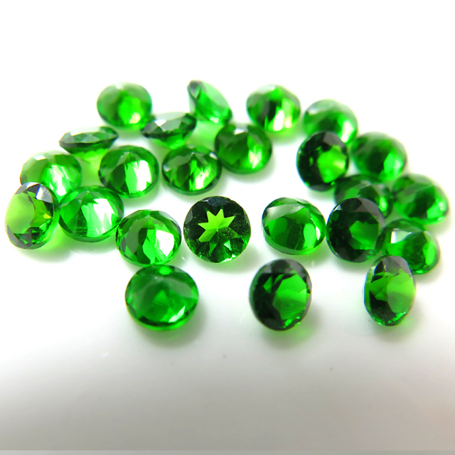 天然石ルース（裸石）・クロムダイオプサイト/（ロシア・非加熱