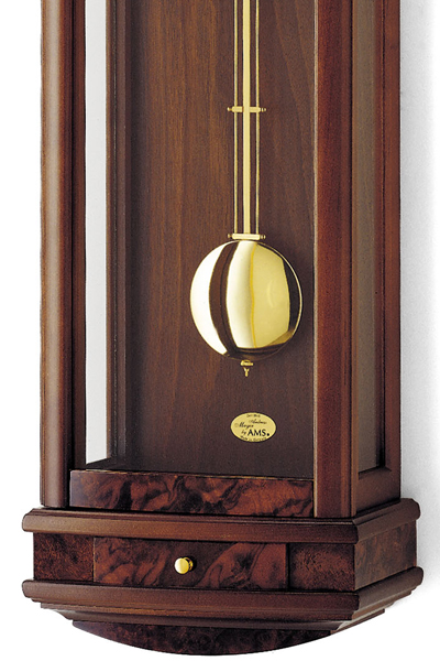 高級柱掛け時計AMS2607。高級天然木材仕上げた伝統的なエレガントな
