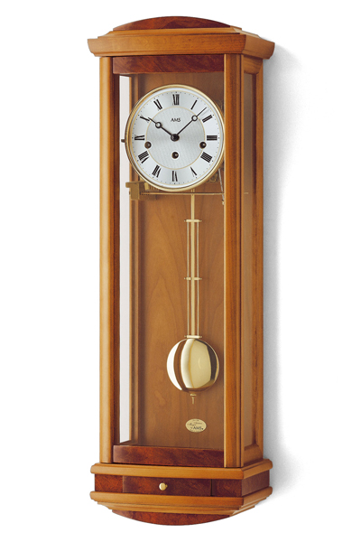 高級柱掛け時計AMS2607。高級天然木材仕上げた伝統的なエレガントな