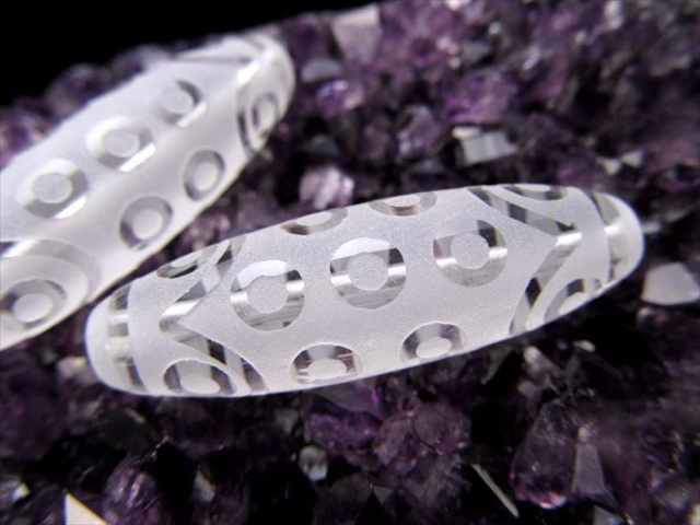 水晶天珠 二十一眼天珠 にじゅういちがんてんじゅ 最大長さ約37mm前後