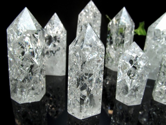 レインボークラック水晶 ポイント 100g-120g 開運・幸運・浄化の石